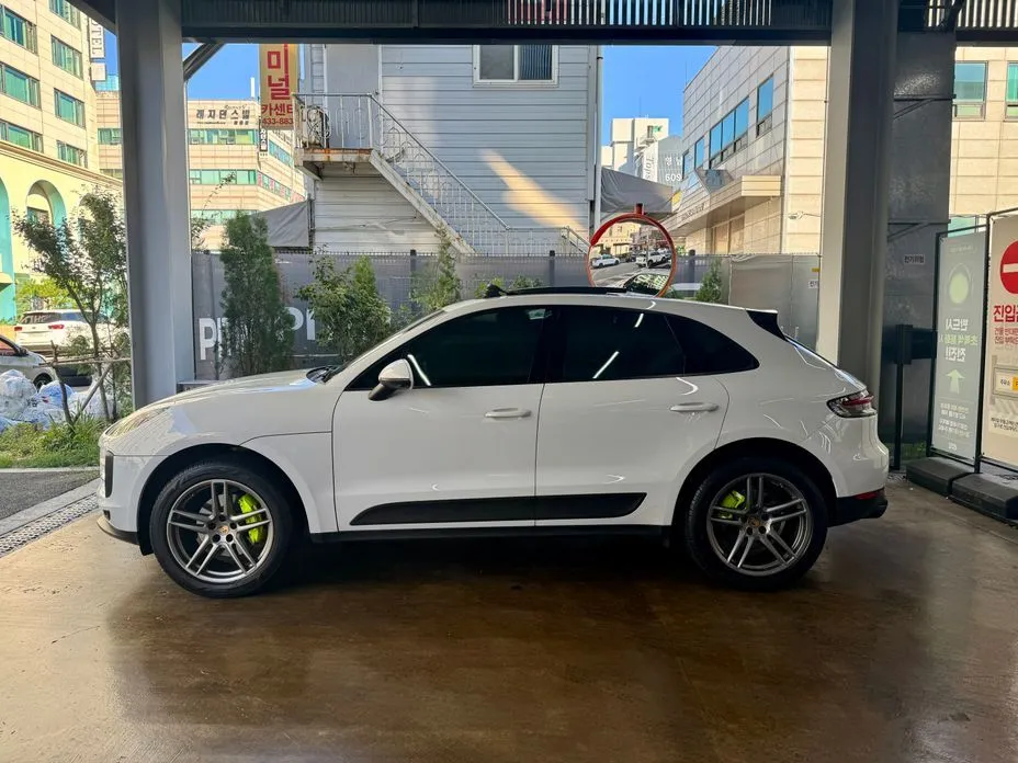 Porsche Macan — фото 10