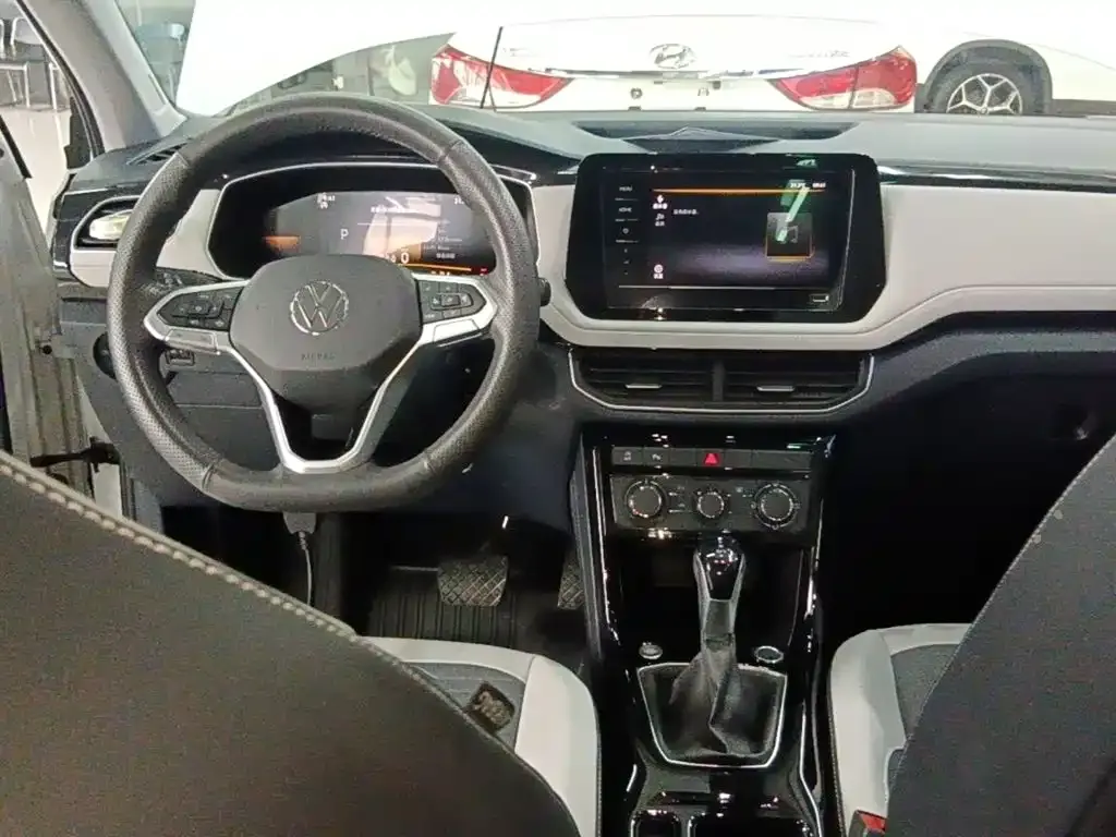 Volkswagen Tharu — фото 4