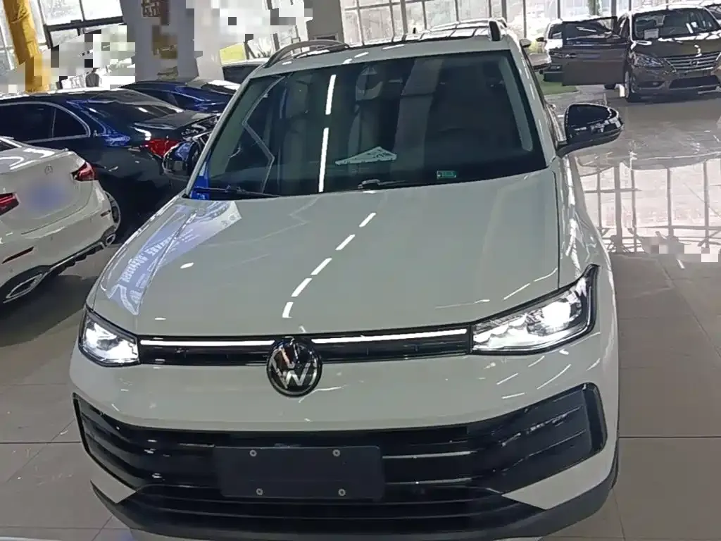 Volkswagen Tharu — фото 6