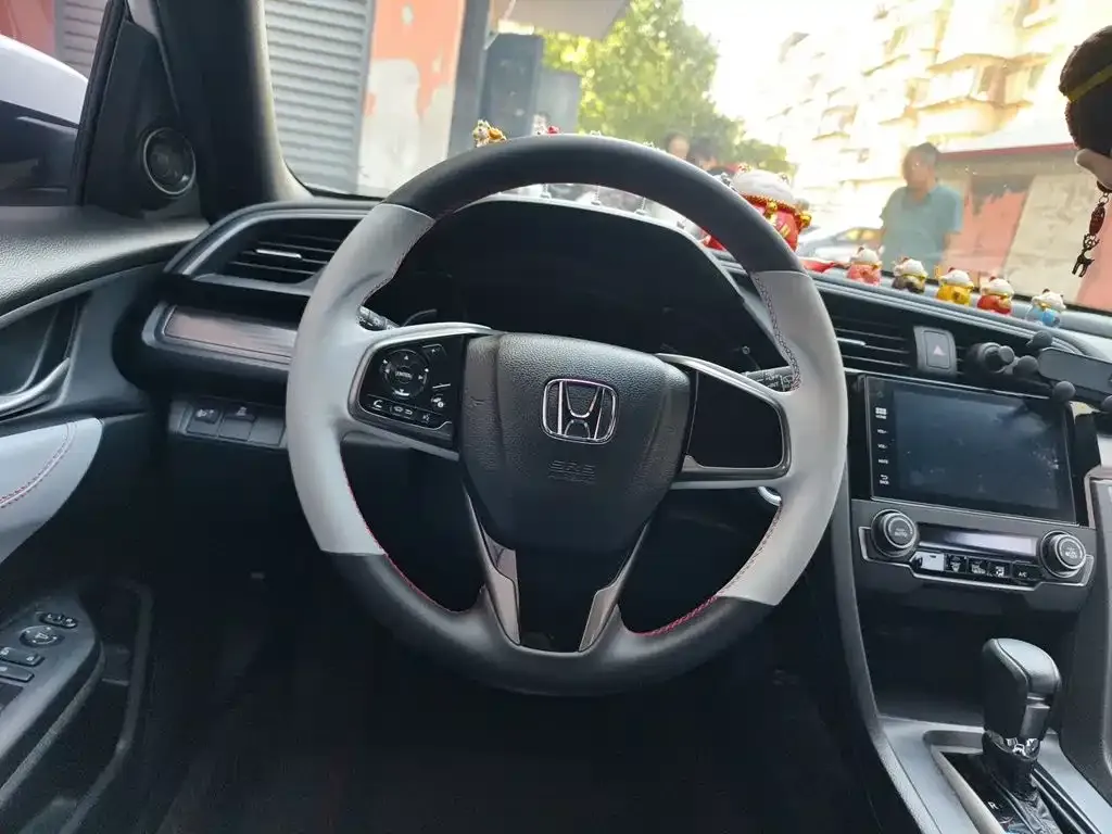 Honda Civic — фото 6