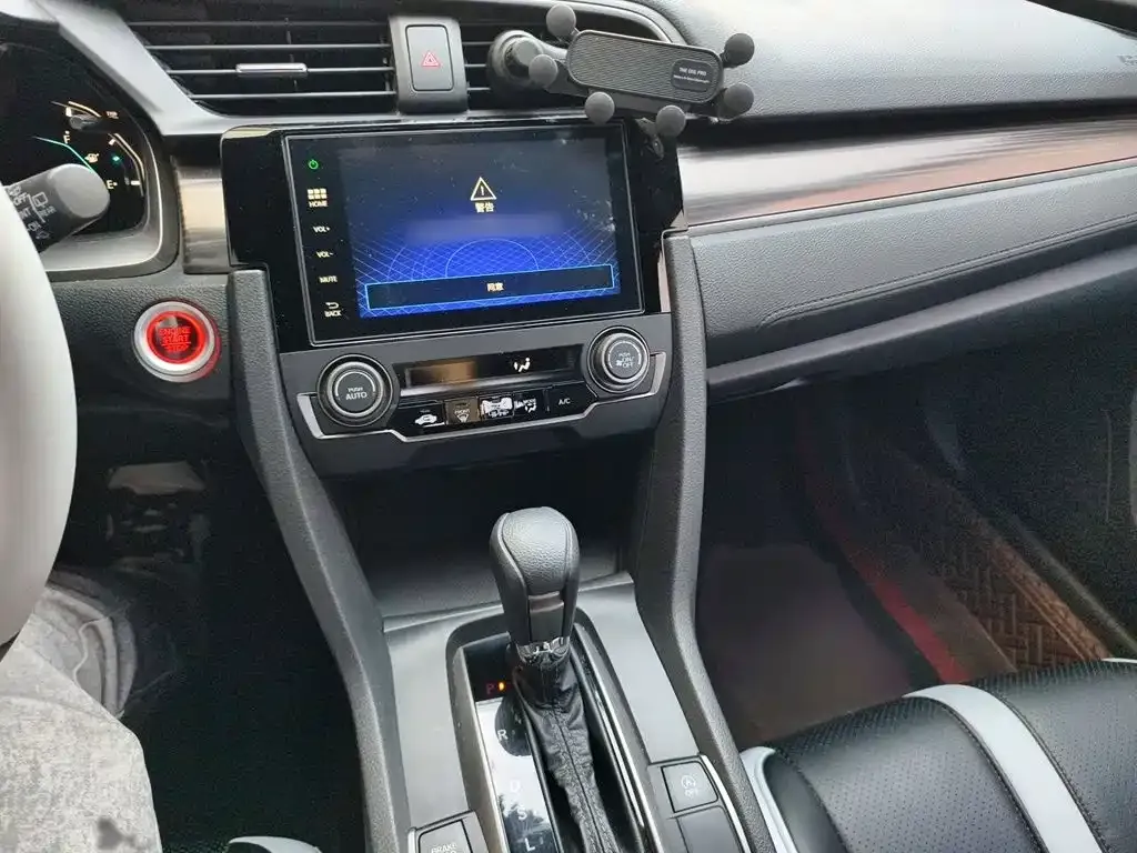 Honda Civic — фото 5
