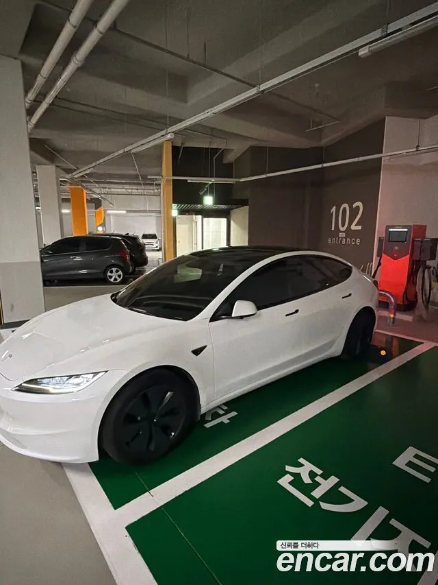 Tesla Model 3 — фото 4