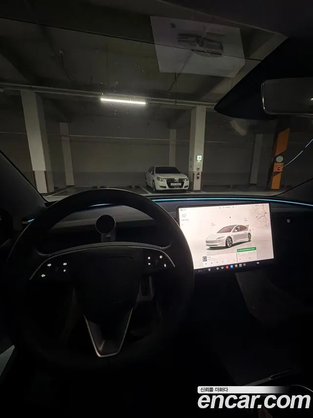 Tesla Model 3 — фото 2
