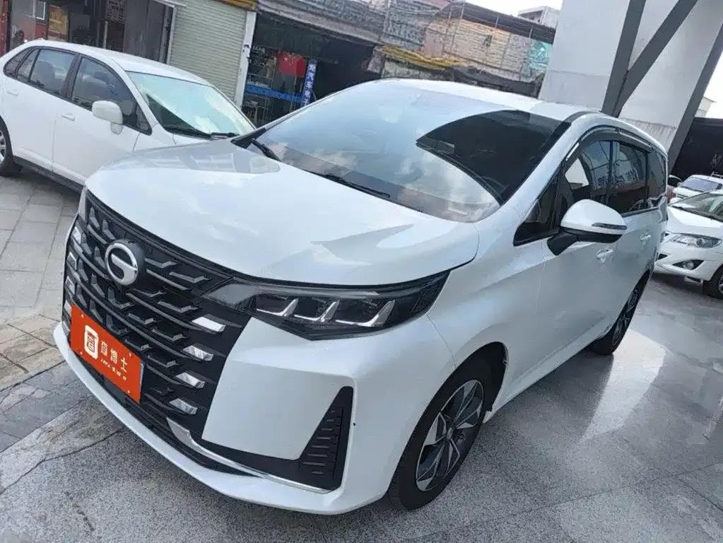GAC Motor Trumpchi M6 — фото 1