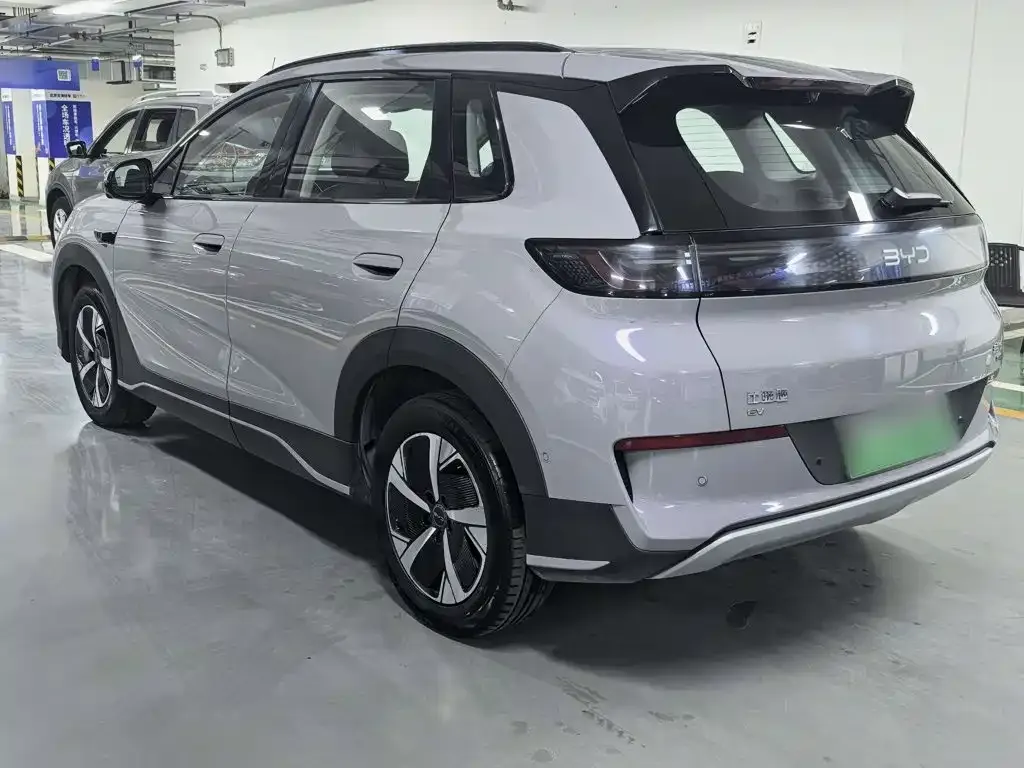 BYD Sealion 05 EV — фото 10