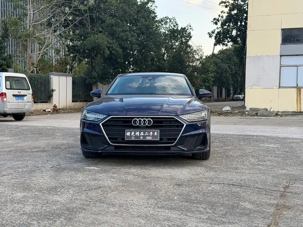Audi A7 — фото 10
