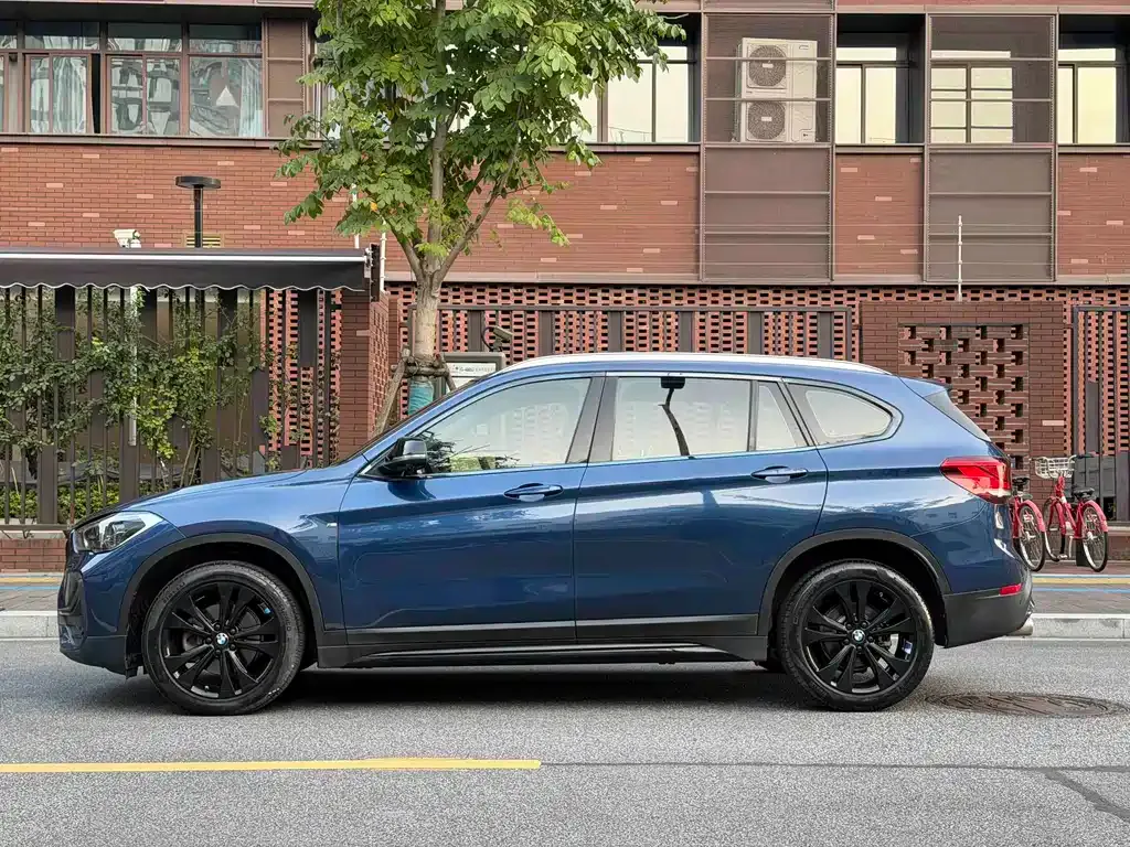 BMW X1 — фото 10
