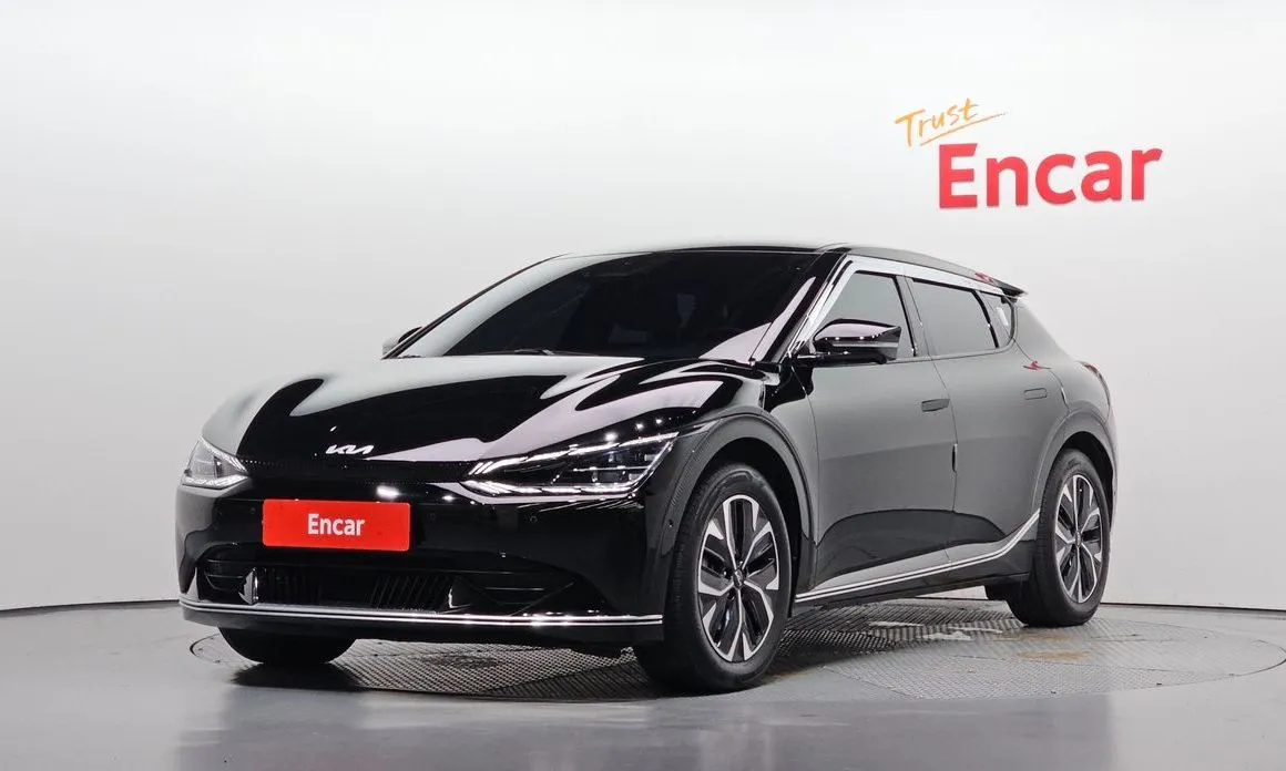 Kia EV6 — фото 1