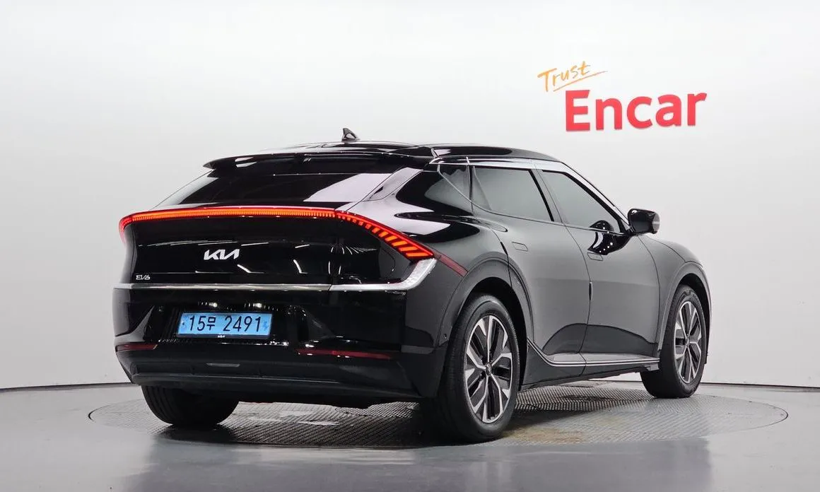 Kia EV6 — фото 6