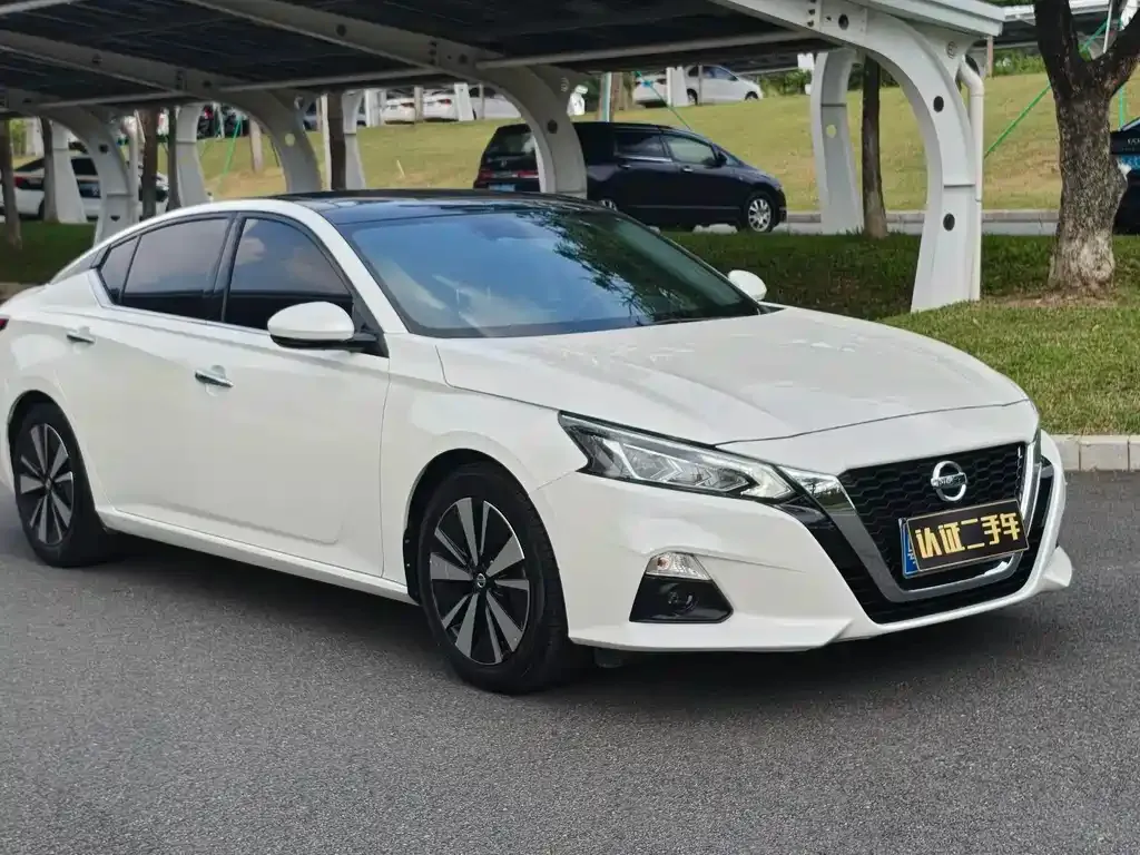 Nissan Teana — фото 10