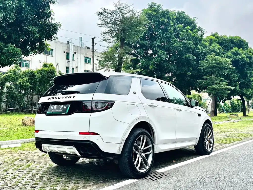 Land Rover Discovery Sport Hybrid — фото 7