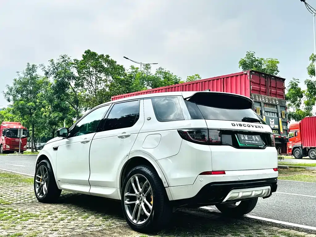 Land Rover Discovery Sport Hybrid — фото 3