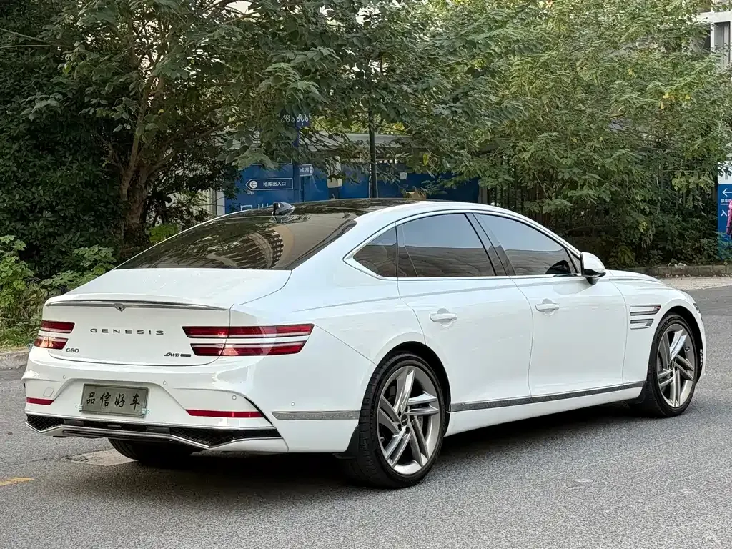 Genesis G80 — фото 10