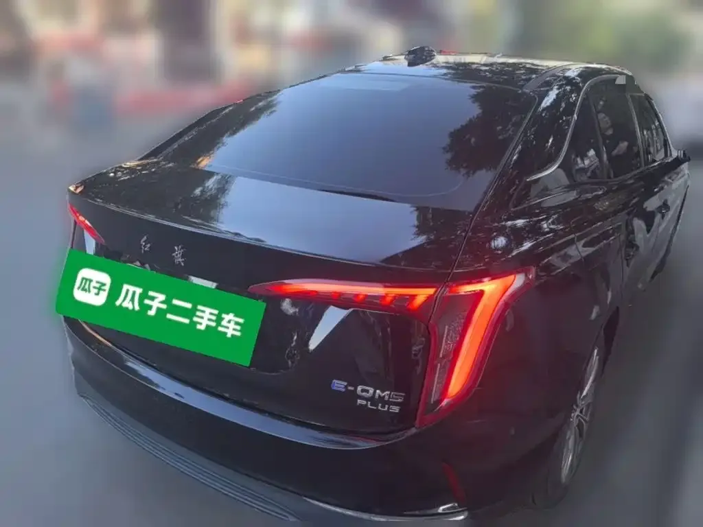 Hongqi E-QM5 — фото 8