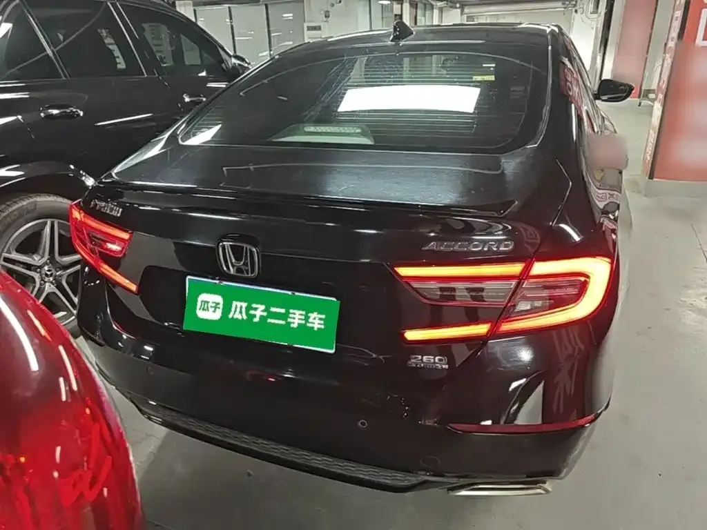 Honda Accord — фото 6