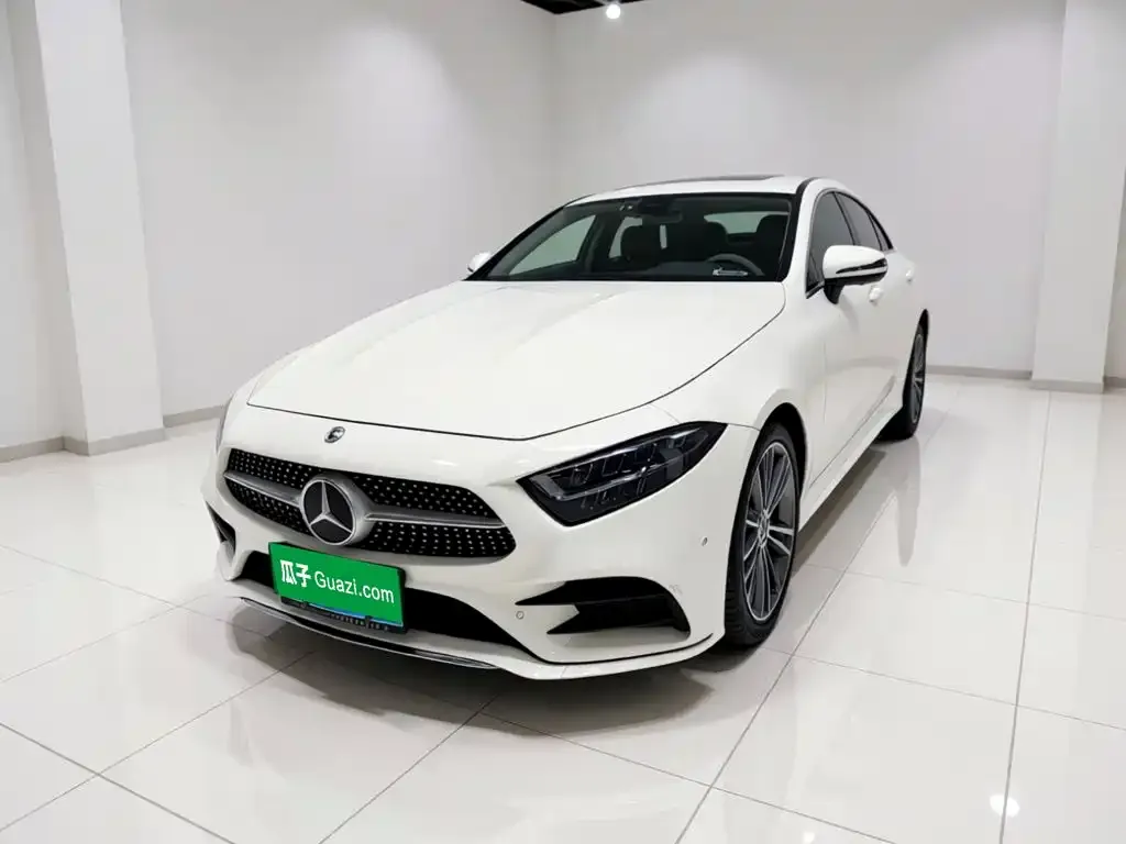 Mercedes-Benz CLS — фото 1