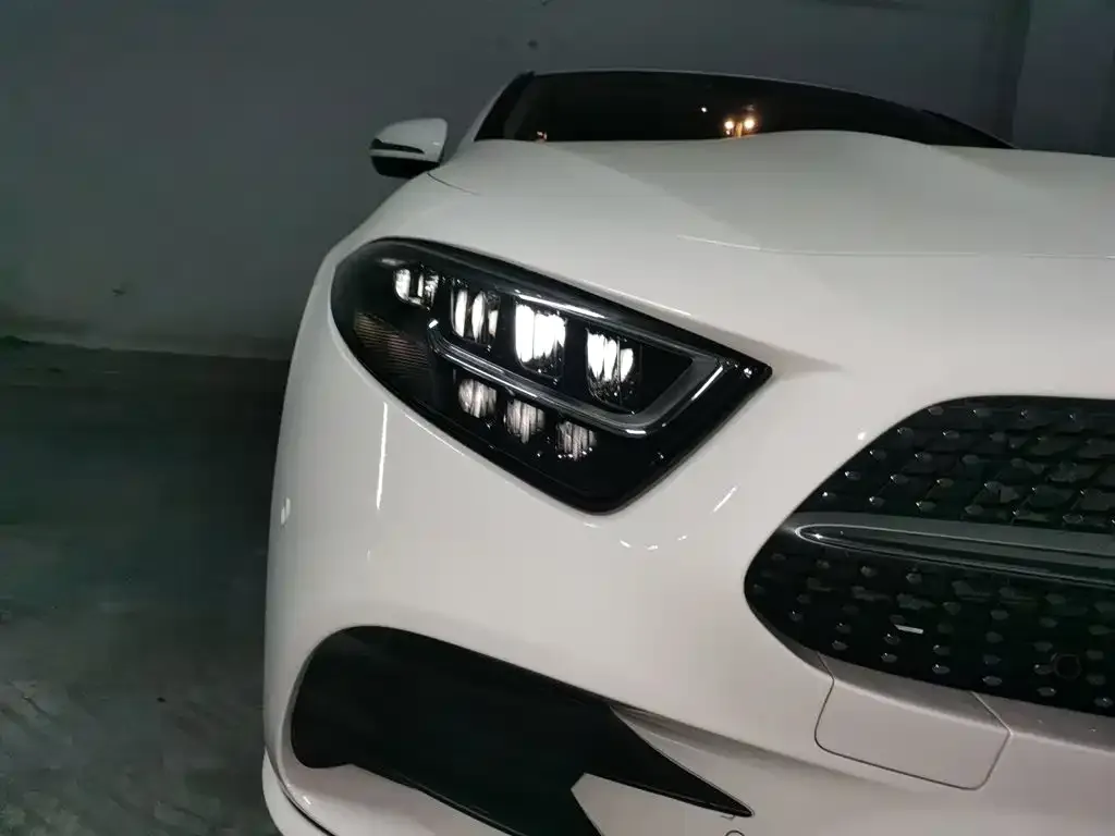 Mercedes-Benz CLS — фото 4