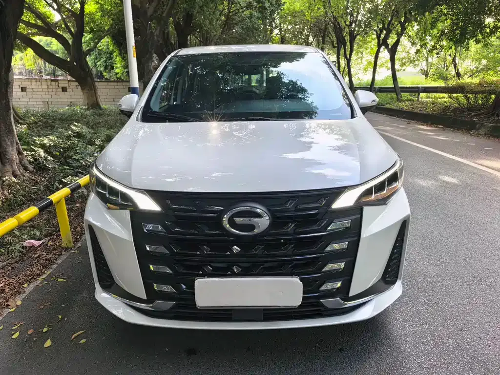 GAC Motor Trumpchi M6 — фото 6