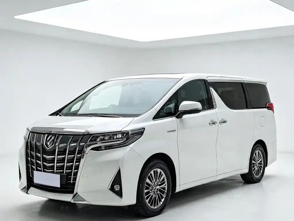 Toyota Alphard — фото 5