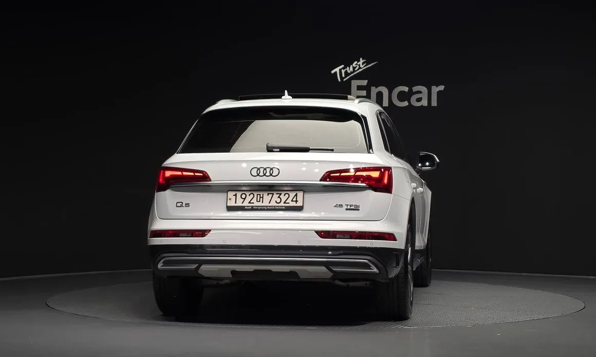 Audi Q5 — фото 4