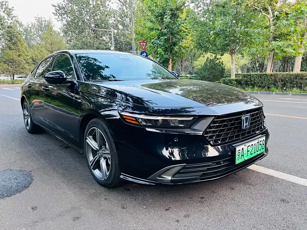 Honda Accord New Energy — фото 9