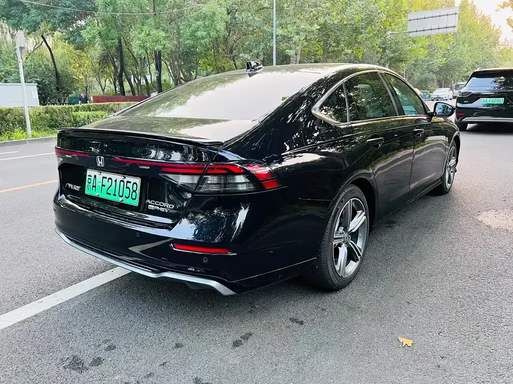 Honda Accord New Energy — фото 7