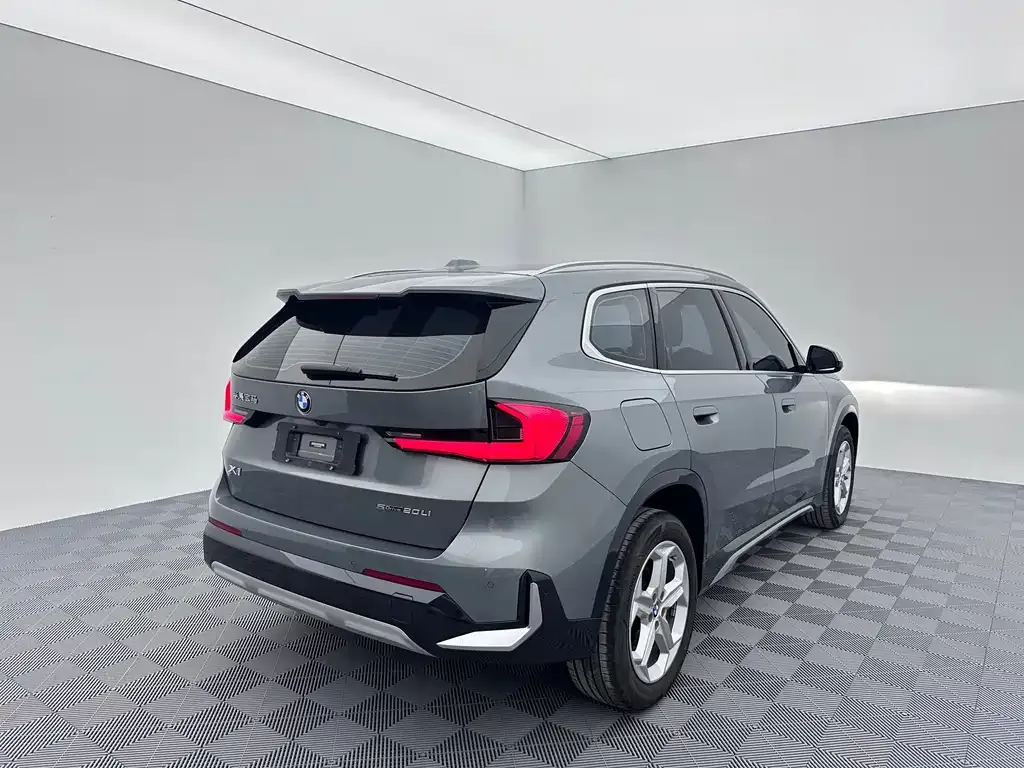 BMW X1 — фото 2