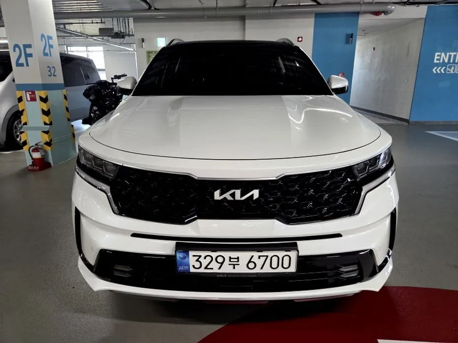 Kia Sorento — фото 1