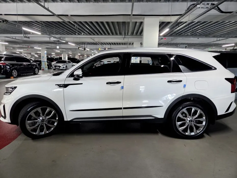 Kia Sorento — фото 3