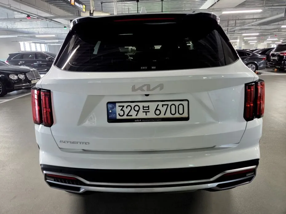 Kia Sorento — фото 10