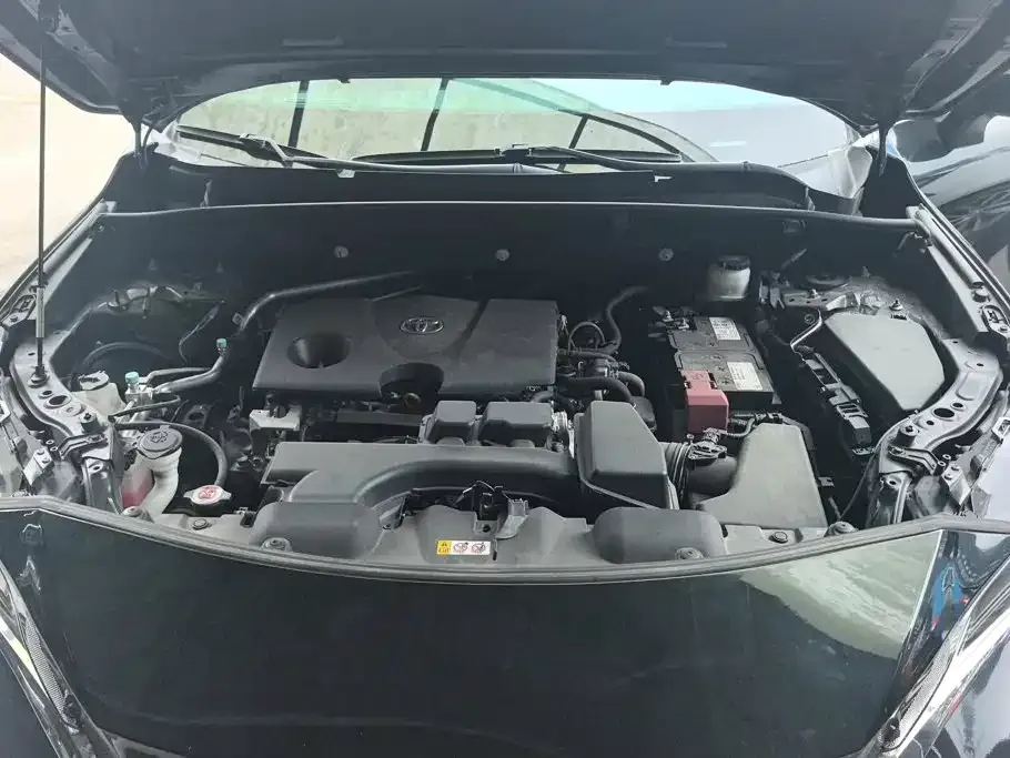 Toyota Harrier — фото 10