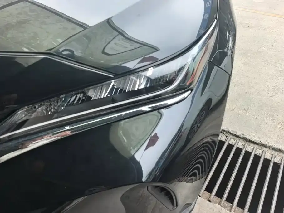 Toyota Harrier — фото 6