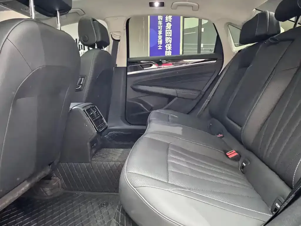 Volkswagen Passat — фото 2