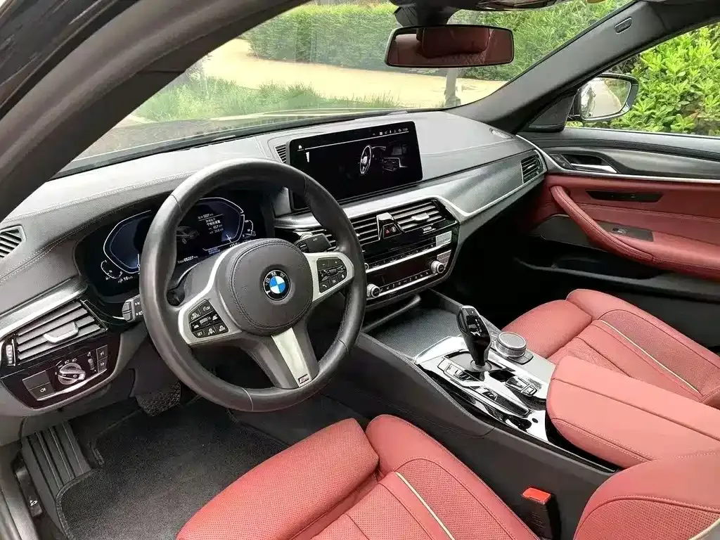 BMW 5 Series New Energy — фото 5