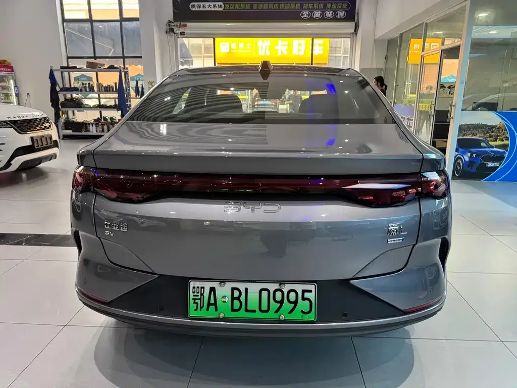 BYD Qin L — фото 3