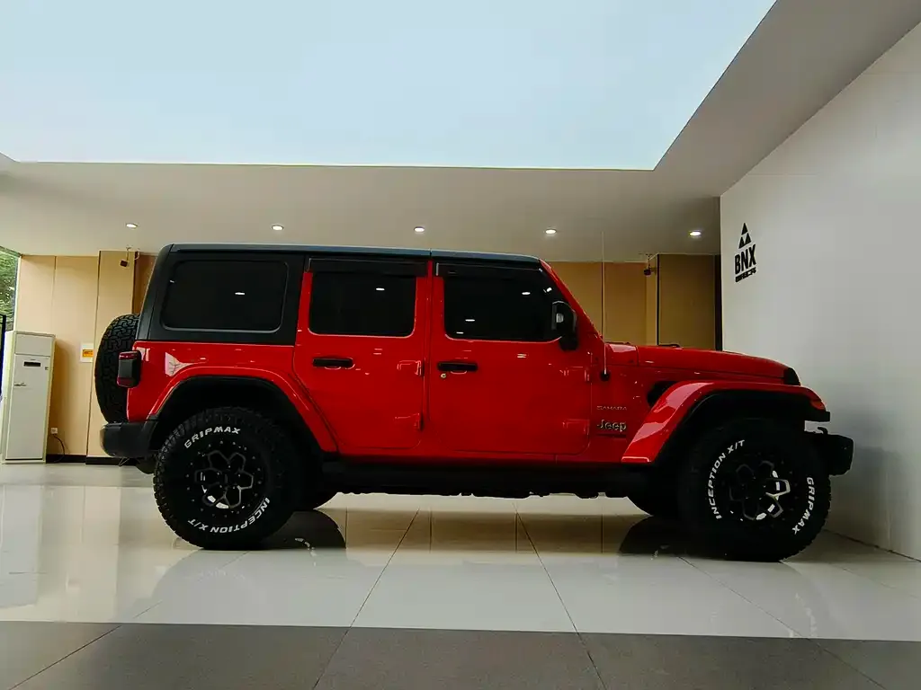 Jeep Wrangler — фото 5