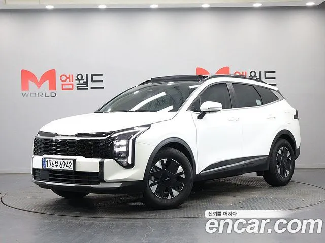 Kia Sportage — фото 1