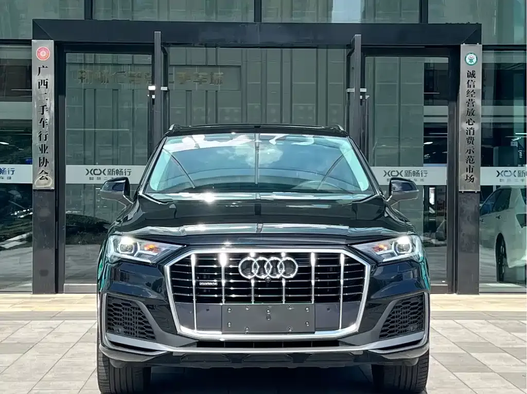 Audi Q7 — фото 3