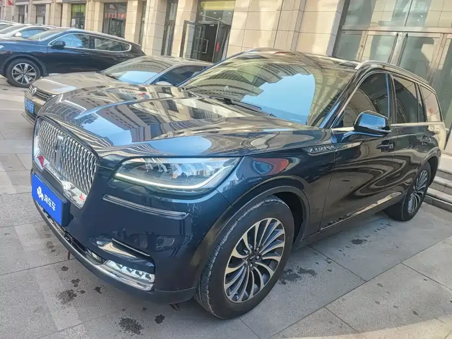 Lincoln Aviator — фото 1