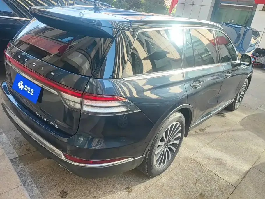 Lincoln Aviator — фото 10