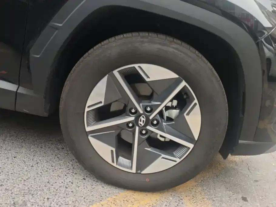 Hyundai Tucson — фото 8