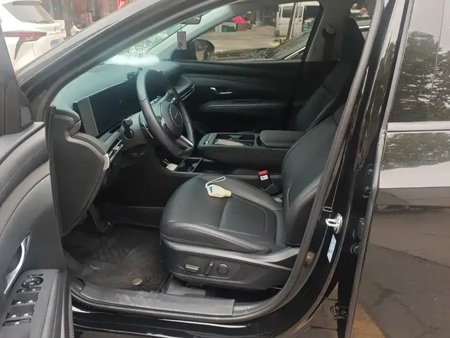 Hyundai Tucson — фото 7