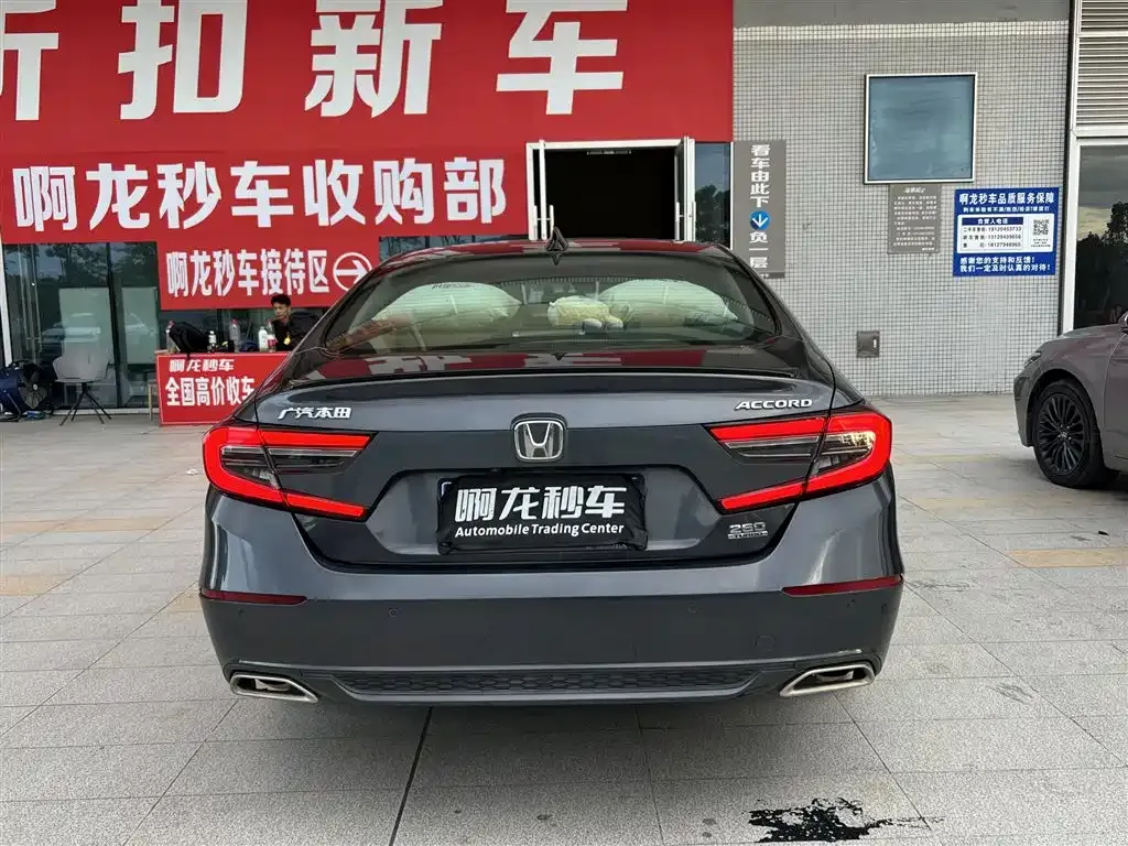 Honda Accord — фото 4