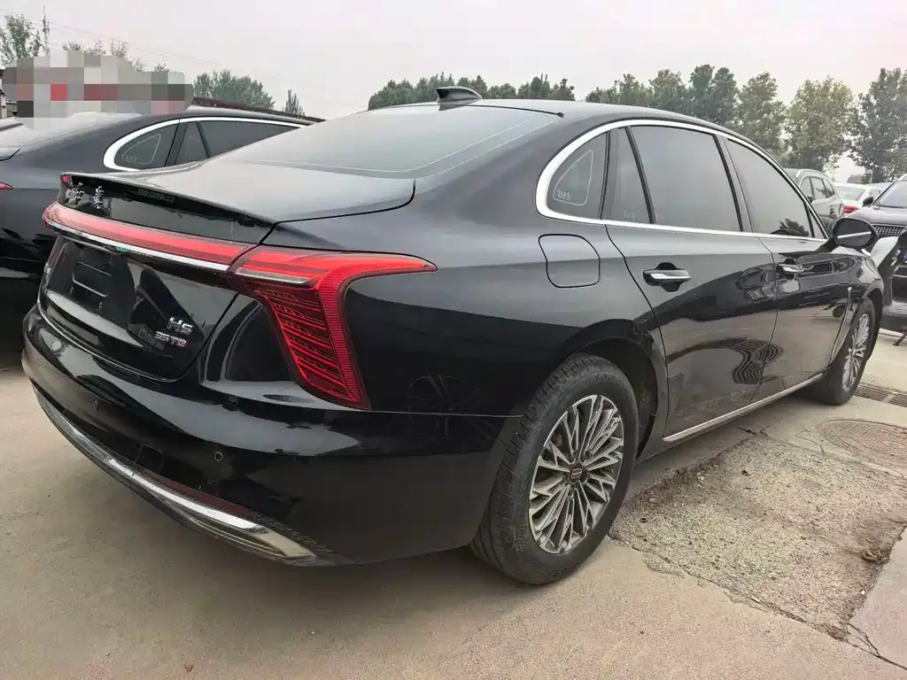 Hongqi H5 — фото 4