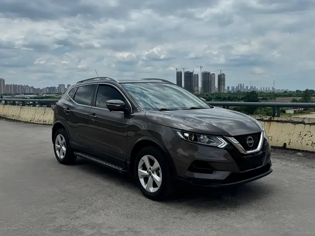 Nissan Qashqai — фото 2