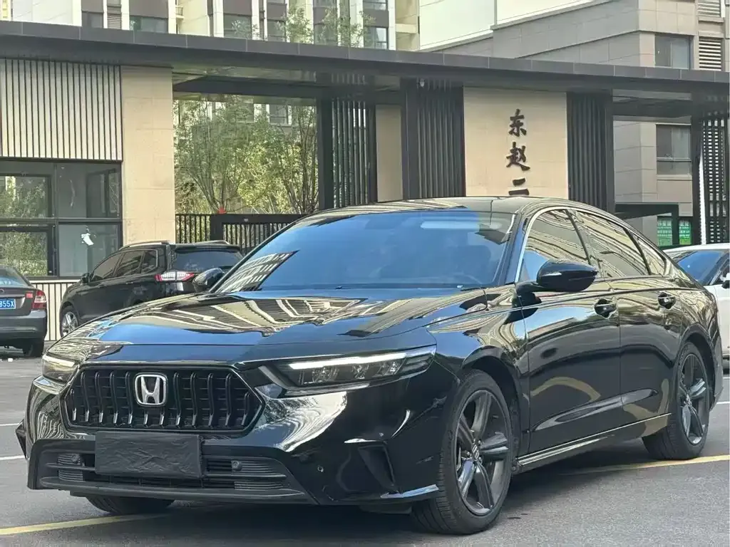 Honda Inspire — фото 1