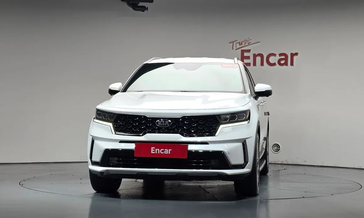 Kia Sorento — фото 7