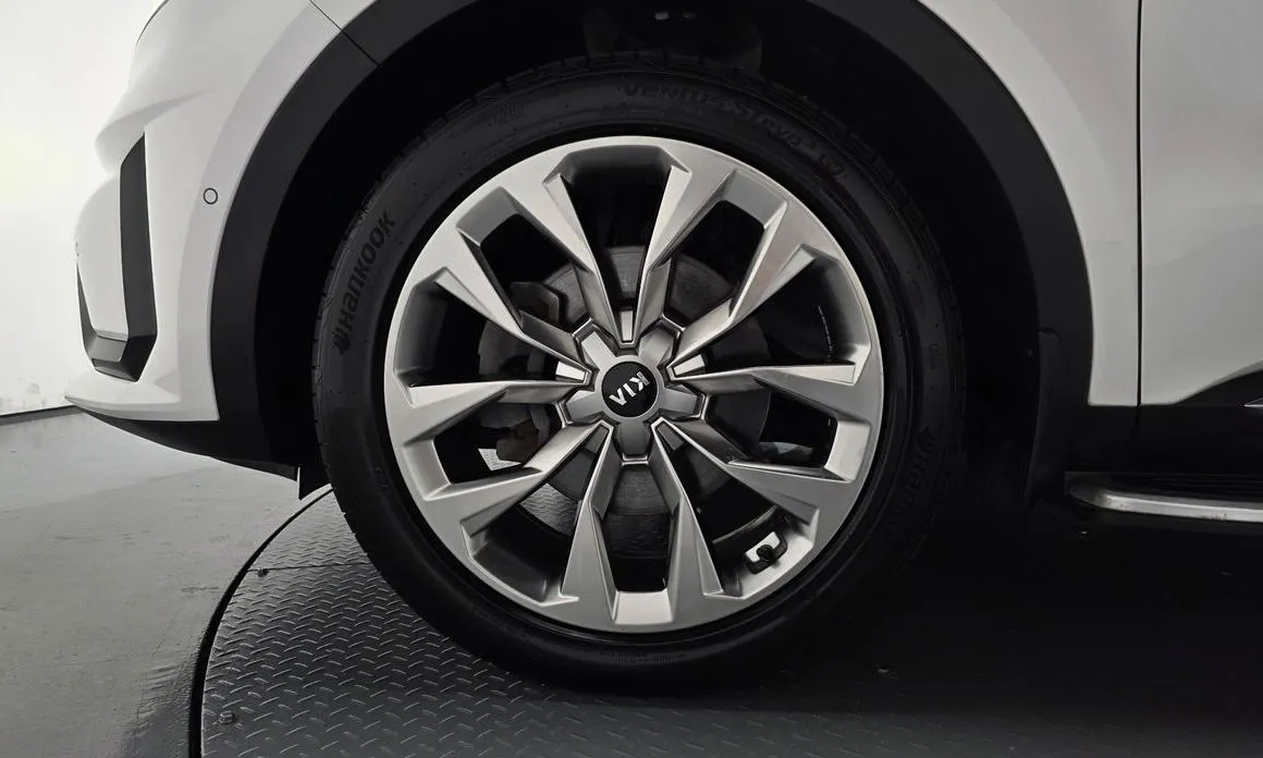 Kia Sorento — фото 6