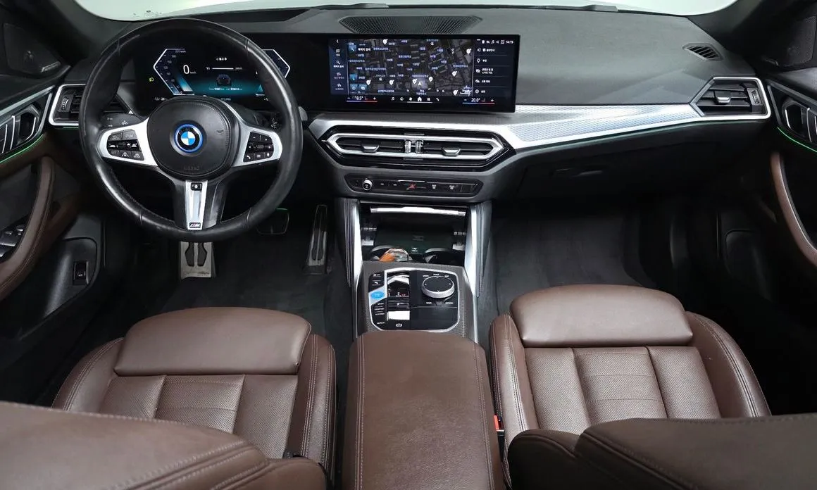 BMW i4 — фото 9