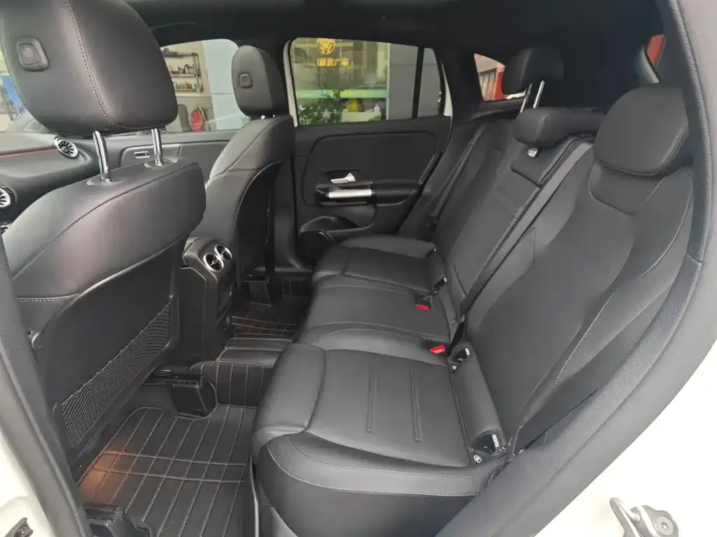 Mercedes-Benz GLA — фото 2